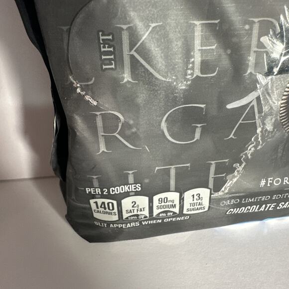 Game of Thrones Authentic Limited Edition Oreo Sandwich Cookies GOT - Picture 2 of 9